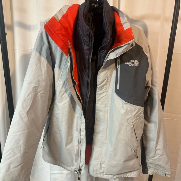North Face 3-In-1 Jacket Size M - Picture 2 of 13